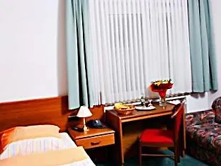 Garner - Engelbertz By Ihg Отель Кёльн