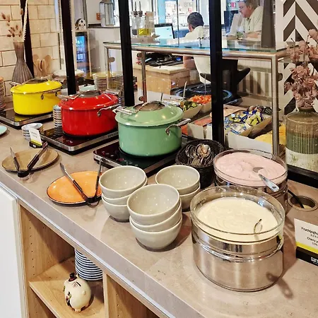 מלון Garner - Engelbertz By Ihg 3*