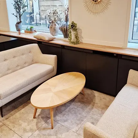 Garner - Engelbertz By Ihg מלון 3*