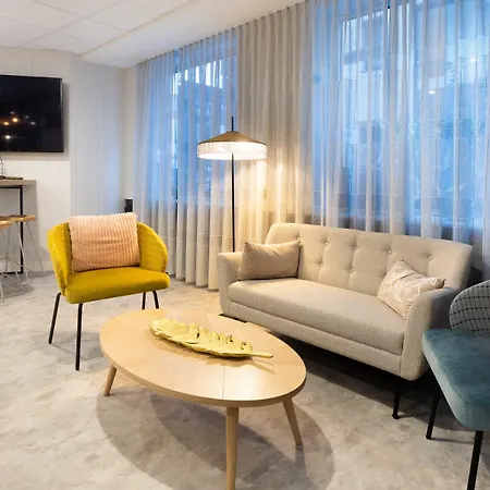 Garner - Engelbertz By Ihg 3* קלן