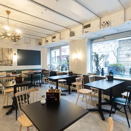 Garner - Engelbertz By Ihg מלון 3*