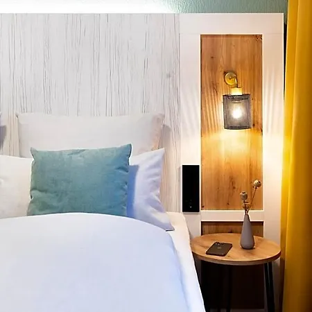 Garner - Engelbertz By Ihg 3* Kolonia