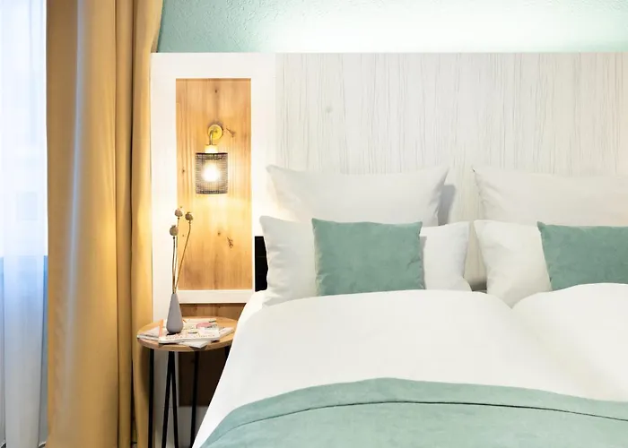 מלון Garner - Engelbertz By Ihg 3*