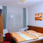 Garner - Engelbertz By Ihg Kolonia